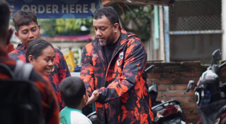 Kader Pemuda Pancasila Medan Polonia Bergerak Cepat Bantu Warga Terdampak Banjir, Rommy Van Boy Apresiasi Kerja Nyata di Lapangan