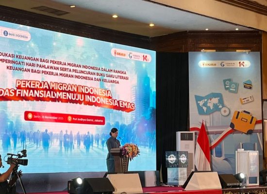 OJK Ingatkan Pekerja Migran Indonesia Waspadai Penipuan Pinjam Identitas untuk Utang di Luar Negeri