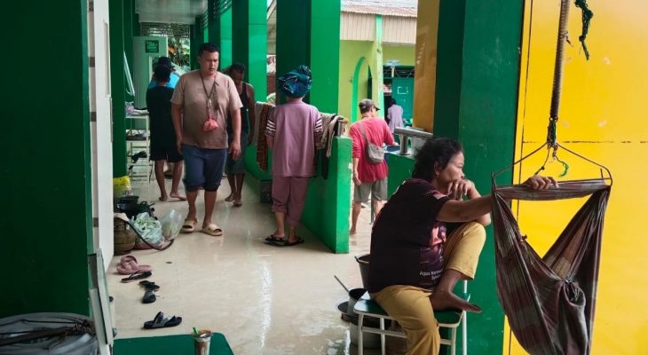 MTsN 1 Langkat Jadi Lokasi Evakuasi, Ratusan Warga Tanjung Pura Mengungsi Akibat Banjir
