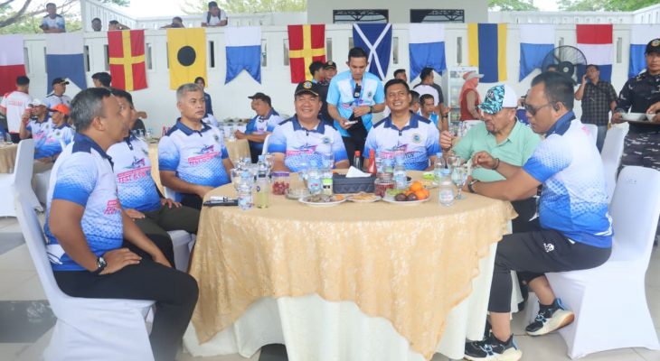 Aksi Kemanusiaan Lanal TBA: Olahraga, Donasi, dan Solidaritas untuk Korban Bencana