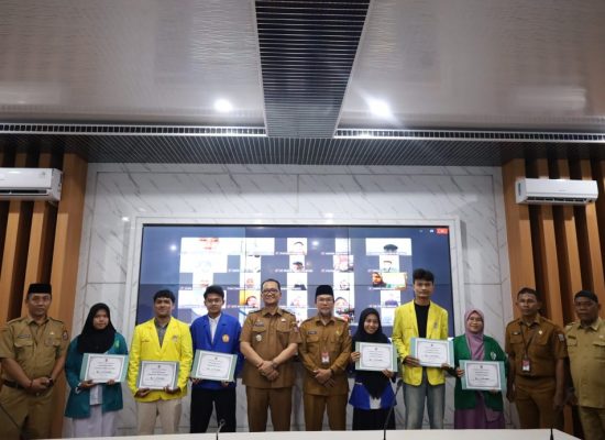 Wakil Wali Kota Tanjungbalai Serahkan Beasiswa Pendidikan kepada 154 Mahasiswa