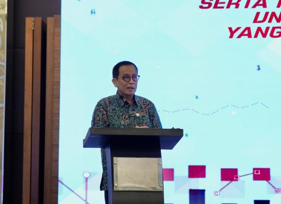 OJK Bentuk Departemen UMKM dan Keuangan Syariah, Perkuat Pengawasan Bank Digital Mulai 2026