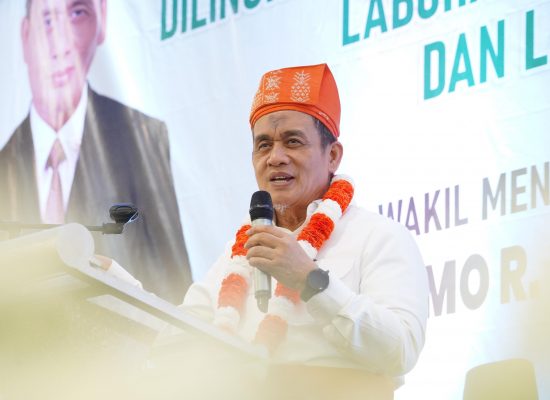 Wamenag RI Ingatkan ASN Kemenag Jadi Teladan Masyarakat: Ikhlas Beramal Harus Terwujud dalam Sikap