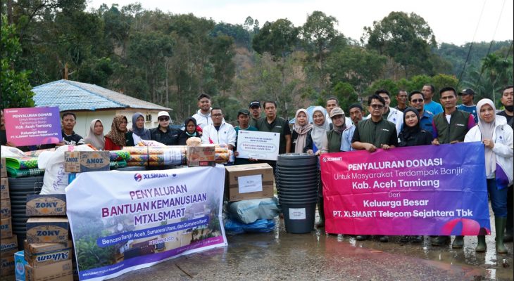 XLSMART Salurkan Bantuan Kemanusiaan untuk Korban Banjir dan Longsor di Sumatra