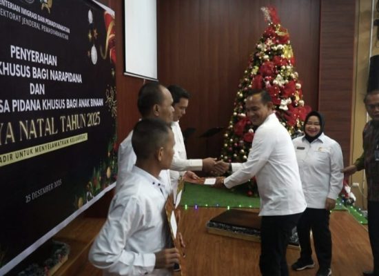 Peringati Natal 2025, Kanwil Ditjen Pemasyarakatan Sumut Berikan Remisi kepada 3.088 Narapidana dan Anak Binaan