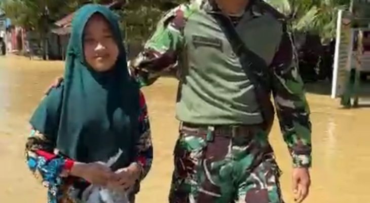 Perjuangan Intan Syakira: Seberangi Banjir Demi Ikut Olimpiade PAI Nasional 2025