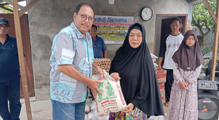 FORSEBA Sepolwan 1985/1986 Polda Sumut Salurkan Bantuan untuk Anggota Terdampak Banjir