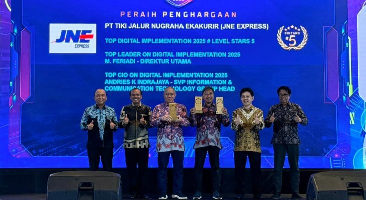 JNE Raih Tiga Penghargaan Bergengsi di TOP Digital Awards 2025, Tegaskan Transformasi Digital di Usia 35 Tahun