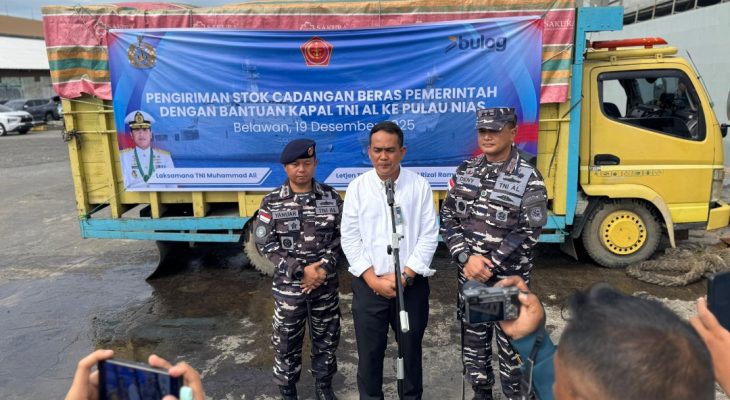 Perum BULOG Kanwil Sumut Gandeng TNI AL Kirim 320 Ton Beras CBP ke Nias untuk Penanganan Pasca Bencana