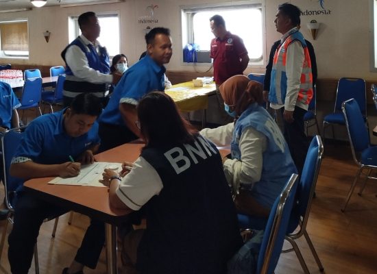 Pelindo Regional 1 Belawan Dukung Pemeriksaan Urine Awak Kapal Kelud oleh BNN
