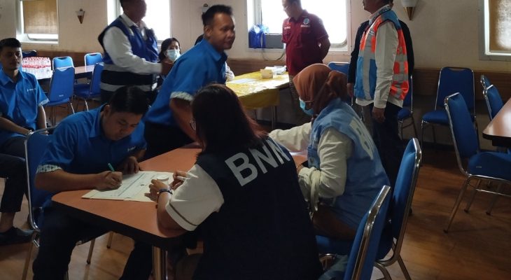 Pelindo Regional 1 Belawan Dukung Pemeriksaan Urine Awak Kapal Kelud oleh BNN