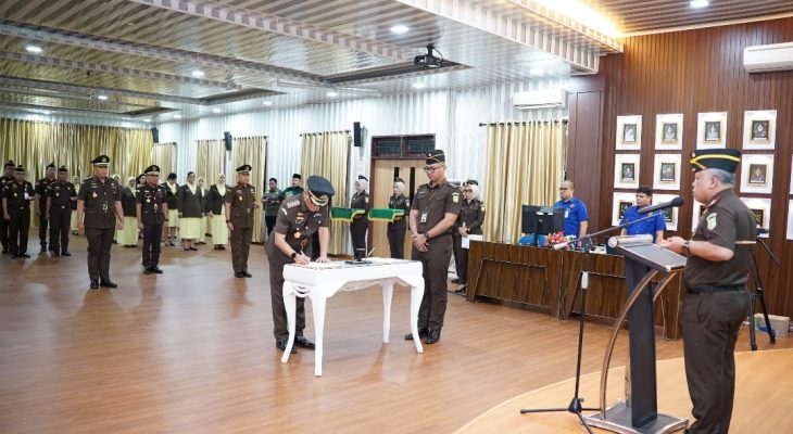 Kajati Sumut Lantik Asisten Intelijen dan Kajari Tebing Tinggi
