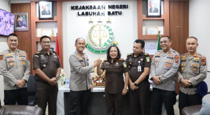 Kapolres Labuhanbatu Kunjungi Kejari, Perkuat Sinergi Penegakan Hukum