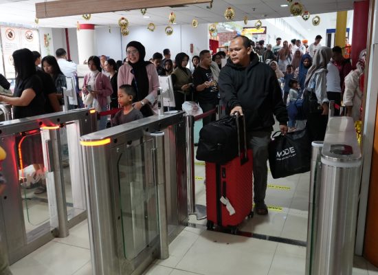 Antusiasme Penumpang Kereta Api di Sumut Masih Tinggi Jelang Akhir Angkutan Nataru 2025/2026