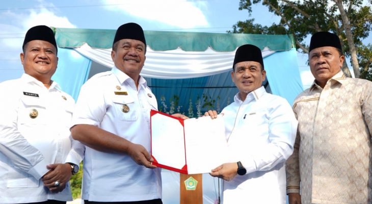 Wamenag Terima Hibah Tanah 10 Hektare dari Pemkab Asahan untuk Pendirian MAN Insan Cendekia