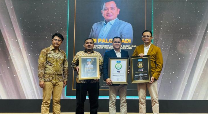 JNE Raih Tiga Penghargaan Bergengsi di Indonesia Best Halal Awards 2026 dan 20 Best Companies Awards