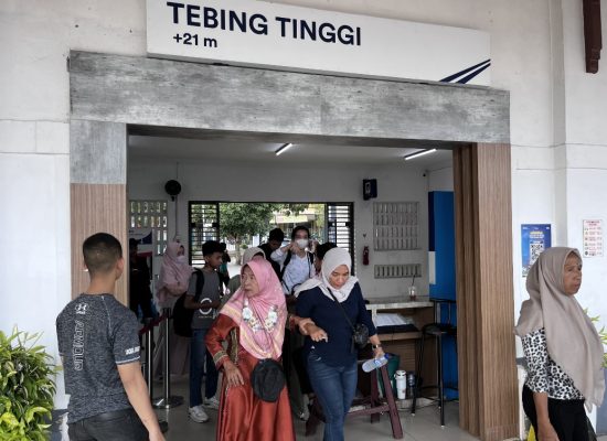 Stasiun Tebing Tinggi Kian Strategis, KAI Integrasikan Layanan Penumpang dan Logistik Nasional