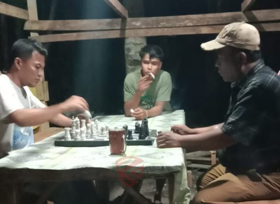 Isu Perjudian di Namo Bintang Dibantah, Warga: Kami Cuma Main Catur