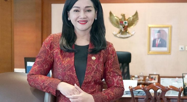 OJK Tunjuk Friderica Widyasari Dewi sebagai Anggota Dewan Komisioner Pengganti
