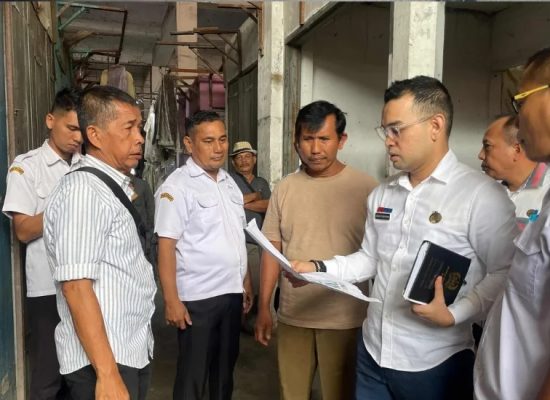 Direksi PUD Pasar Medan Turun Tangan, Pedagang Diajak Tempati Lapak Resmi di Pasar Pendidikan