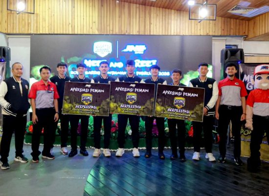 JNE Beri Bonus Puluhan Juta untuk Pemain Cosmo JNE FC