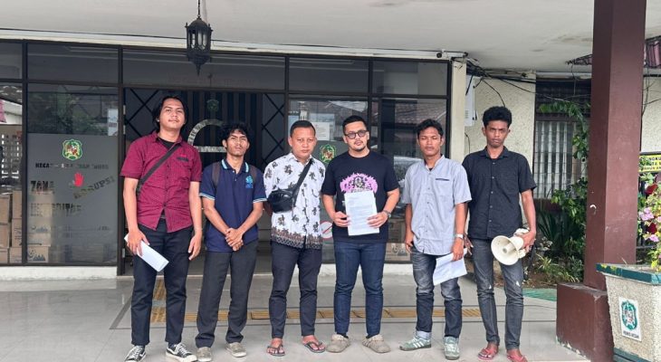 AKTA Geruduk Kantor Camat Medan Johor, Desak Audit Dana Kelurahan dan Copot Lurah Titi Kuning