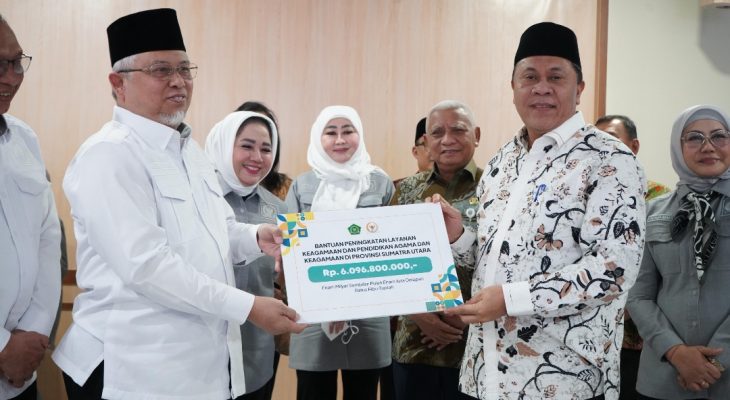 Kakanwil Kemenag Sumut Dorong Akselerasi Layanan Keagamaan dan Pendidikan, Komisi VIII DPR RI Serahkan Bantuan Rp6,37 Miliar