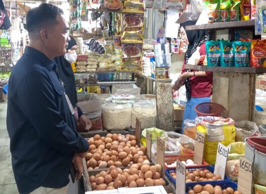 BULOG Sidak Pasar di Sumut Jelang Ramadhan dan Idulfitri 2026, Pastikan Stok Beras dan Minyakita Aman