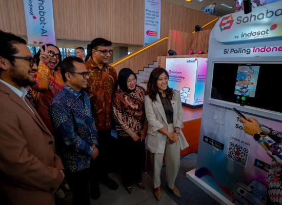 Komdigi dan Indosat Luncurkan Sahabat-AI, Platform AI “Paling Indonesia” untuk Semua