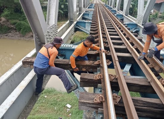 KAI Divre I Sumut Tuntaskan 2.293 Bantalan Sintetis Jelang Angkutan Lebaran 2026