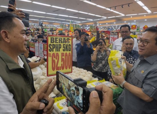 Bulog Sumut Pastikan 52 Ribu Ton Beras Aman, Mendag Pantau Langsung di Tebing Tinggi