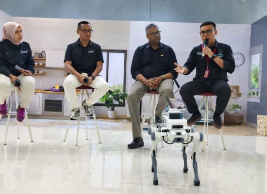 Indosat Pamerkan Panggilan 5G Berbasis AI Pertama di Asia Tenggara pada MWC 2026