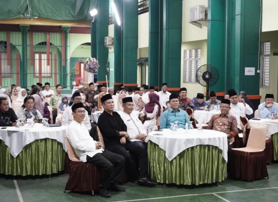 Kanwil Kemenag Sumut Gelar Buka Puasa Bersama, Salurkan 200 Paket Ramadan dari Zakat Profesi ASN