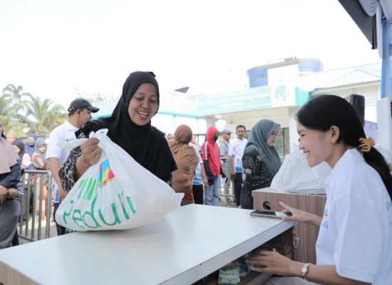PLN UID Sumut Gelar Pasar Murah Ramadan, Sediakan 1.200 Paket Sembako untuk Masyarakat