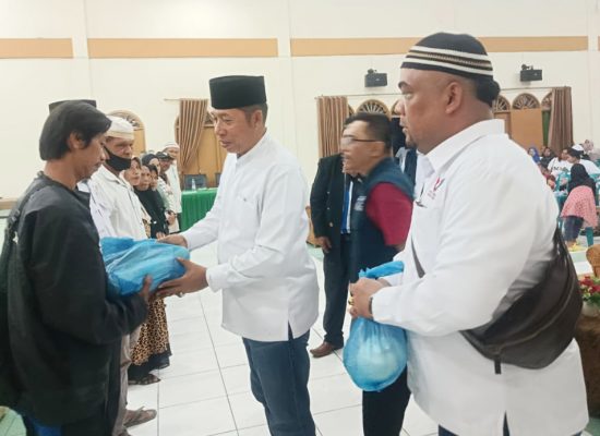 Partai Perindo Simalungun Gelar Buka Puasa Bersama dan Berbagi Sembako dengan Warga