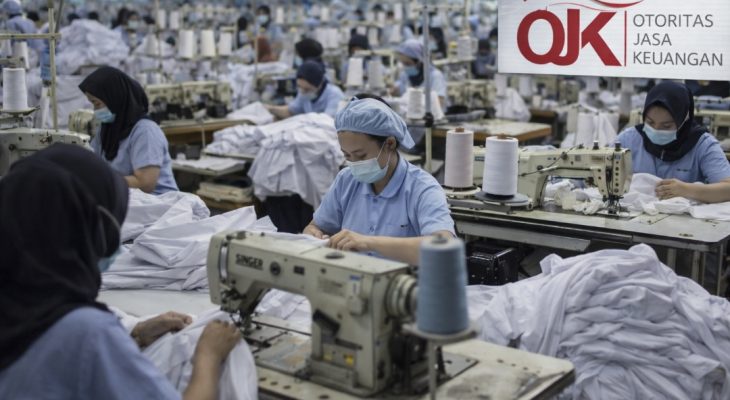 OJK Beri Sanksi PT Sejahtera Bintang Abadi Textile Tbk atas Transaksi Benturan Kepentingan