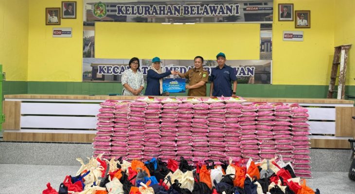 Pelindo Regional 1 Salurkan 5.815 Paket Sembako untuk Masyarakat Sekitar Pelabuhan
