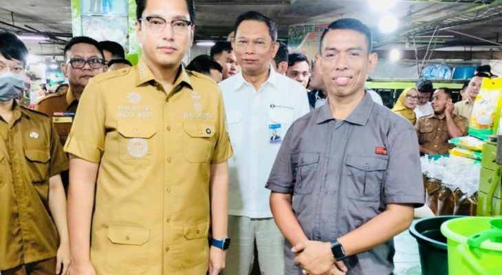 Jelang Idulfitri, Wali Kota Medan Rico Waas Tinjau Harga Bahan Pokok di Pasar Petisah