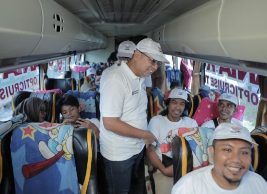 Pelindo Multi Terminal Berangkatkan Pemudik Gratis dari Medan ke Sejumlah Kota di Sumatera