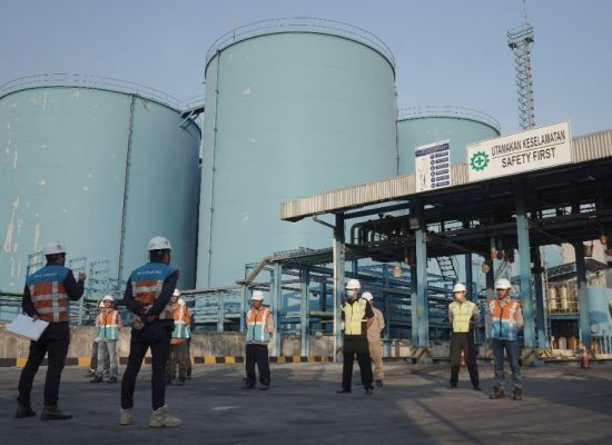 Pelindo Multi Terminal Pastikan Operasional Pelabuhan Siaga 24 Jam Hadapi Angkutan Lebaran 2026