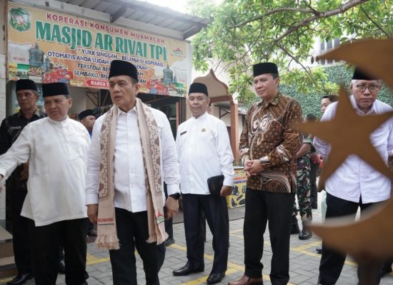 Wamenag Tinjau Masjid Ramah Pemudik di Sumut, Apresiasi Layanan Gratis 24 Jam untuk Arus Balik