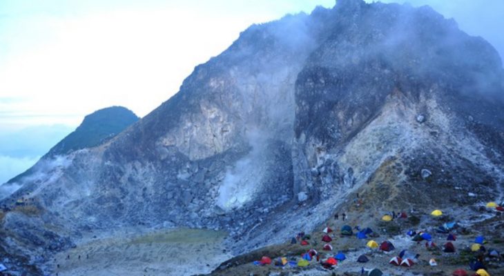 Video Pendaki Ribut di Gunung Sibayak Viral, Dinilai Tak Hormati Adat Karo