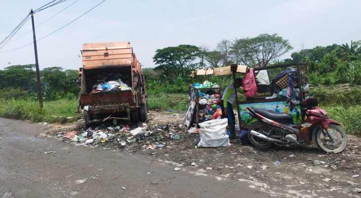 Atasi Sampah Menggunung di Titi Kuning, Camat Medan Johor Siapkan SOP Tegas dan Posko Pengawasan