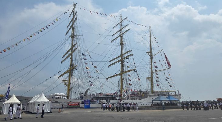KRI Bima Suci Sandar di Belawan, Pelindo Fasilitasi Kunjungan Edukatif untuk Masyarakat