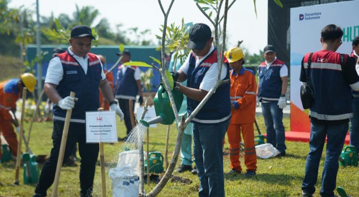 Hutama Karya Tanam 17.000 Pohon di JTTS, Komitmen Hijau di Usia ke-65