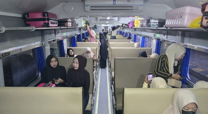Lonjakan Penumpang Libur Wafat Yesus Kristus, Okupansi KA di Sumut Tembus 100 Persen