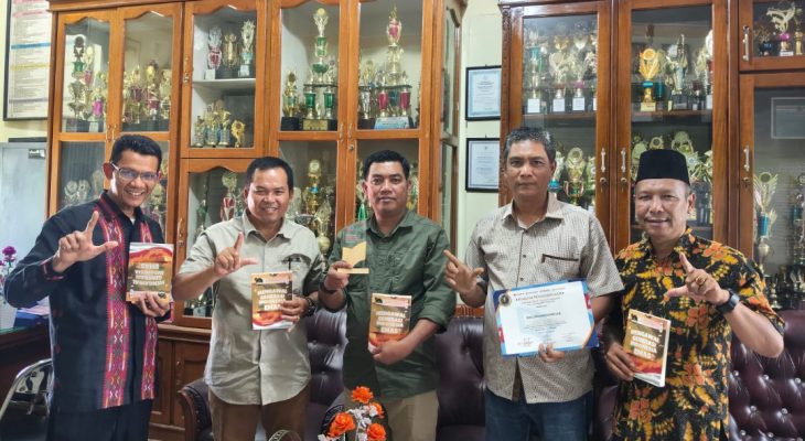 MAN 2 Padangsidimpuan Raih Penghargaan Sekolah Aktif Literasi Nasional 2025