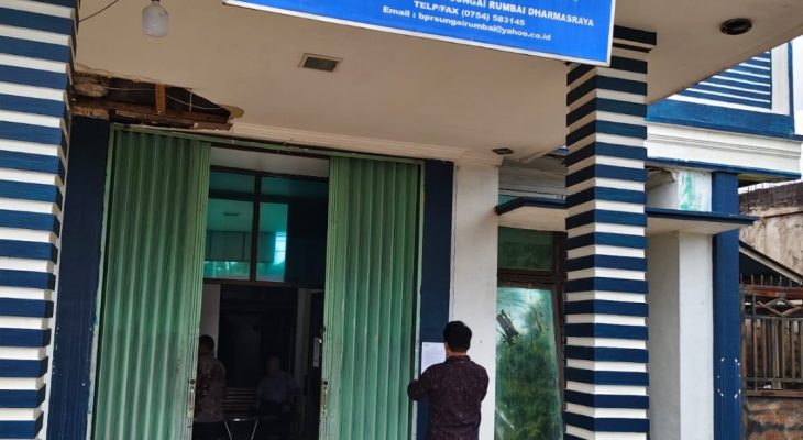 OJK Cabut Izin Usaha BPR Sungai Rumbai, Nasabah Diminta Tetap Tenang