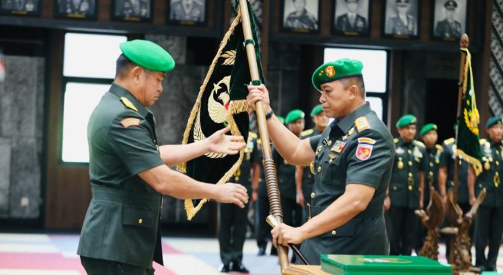 Mayjen TNI Doddy Triwinarto Resmi Jabat Pangdam XV/Pattimura