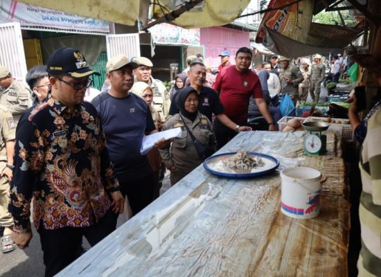 Pemko Tanjungbalai Tertibkan PKL Pasar Bahagia, Pedagang Diimbau Segera Pindah ke Lapak Resmi